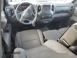 2022 Chevrolet Silverado 1500 Custom Trail Boss with VIN 3GCPDCED1NG685533, listed as a Copart auction lot 61293174 with 62,810 mi miles and Salvage Title. Bid and sale history available at DreamBid. Image 8.