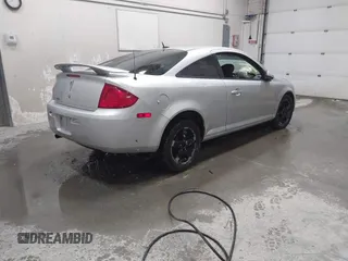 2009 Pontiac G5 with VIN 1G2AL18HX97132901, listed as a IAAI auction lot 41402858 with 1 mi miles. Bid and sale history available at carsss.com. Image 4.