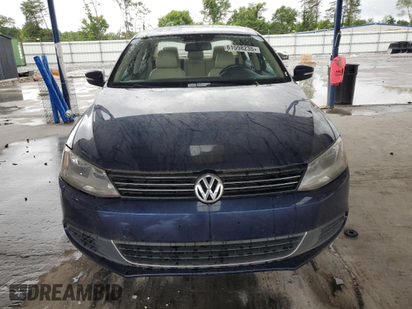 2013 Volkswagen Jetta SE with VIN 3VWDP7AJXDM379392, listed as a Copart auction lot 61598235 with 119,005 mi miles and Salvage title. Bid and sale history available at DreamBid. Image 5.