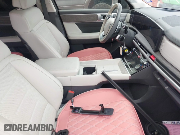 2024 Hyundai Santa Fe Calligraphy with VIN 5NMP54GL0RH058551, listed as a IAAI auction lot 42023032 with 7,053 mi miles and . Bid and sale history available at DreamBid. Image 5.