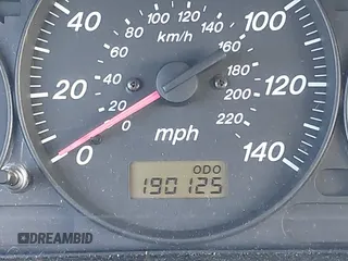2003 Mazda Protege DX with VIN JM1BJ225X31160766, listed as a IAAI auction lot 41941361 with 190,125 mi miles and . Bid and sale history available at DreamBid. Image 14.