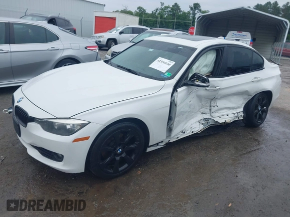 2014 BMW 3 Series 320i xDrive with VIN WBA3C3G58ENS70267, listed as a IAAI auction lot 42354110 with Not provided miles and . Bid and sale history available at DreamBid. Image 17.