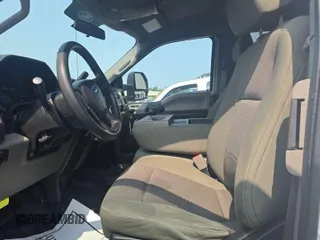 2019 Ford F-250 XL с VIN 1FT7X2B66KEG79723, выставлен на аукционе IAAI как лот 42571486 с пробегом 80 924 миль миль и . История ставок и продаж доступна на DreamBid. Изображение 9.