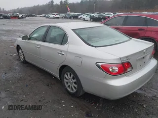 2003 Lexus ES 300 with VIN JTHBF30G130133021, listed as a IAAI auction lot 41848909 with 172,400 mi miles and . Bid and sale history available at DreamBid. Image 3.