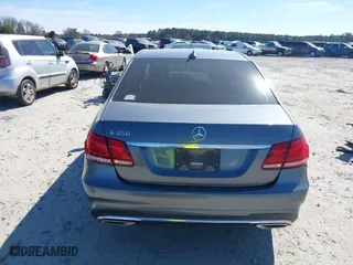 2016 Mercedes-Benz E-Class E 350 Sport with VIN WDDHF5KB5GB226231, listed as a IAAI auction lot 41681850 with 88,221 mi miles. Bid and sale history available at carsss.com. Image 17.