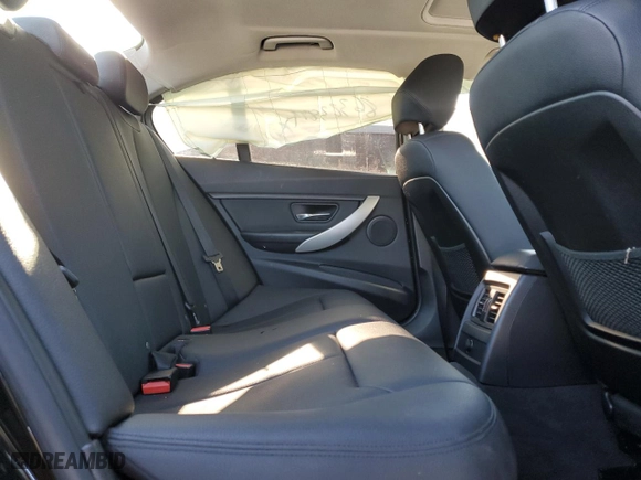 2014 BMW 3 Series 320i xDrive with VIN WBA3C3C55EF984079, listed as a Copart auction lot 86323894 with 0 mi miles and Salvage Title. Bid and sale history available at carsss.com. Image 10.