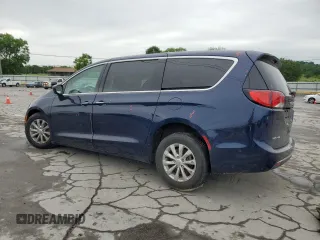 2019 Chrysler Pacifica Touring Plus z VIN 2C4RC1FG7KR700776, wystawiony jako Copart lot #55738835 z przebiegiem 113 502 mil mil oraz Szkoda całkowita • Salvage title. Historia ofert i sprzedaży dostępna na DreamBid. Obrazek 2.