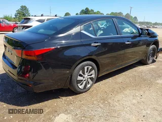 2022 Nissan Altima S z VIN 1N4BL4BV3NN420092, wystawiony jako IAAI lot #41996137 z przebiegiem 52 286 mil mil oraz . Historia ofert i sprzedaży dostępna na DreamBid. Obrazek 4.