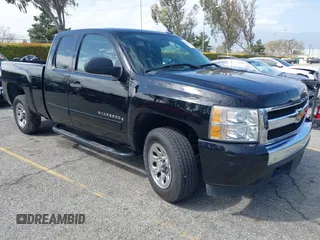 2007 Chevrolet Silverado 1500 Work Truck with VIN 1GCEC19C57Z567861, listed as a IAAI auction lot 41817302 with 134,250 mi miles and . Bid and sale history available at DreamBid. Image 1.