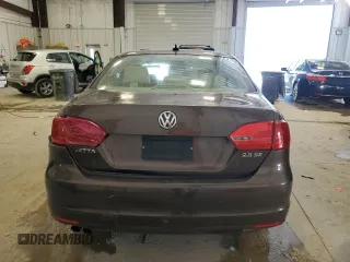 2012 Volkswagen Jetta SE z VIN 3VWDX7AJ0CM351728, wystawiony jako Copart lot #69621664 z przebiegiem 157 823 mil mil oraz Nie do naprawy • Non repairable. Historia ofert i sprzedaży dostępna na DreamBid. Obrazek 6.