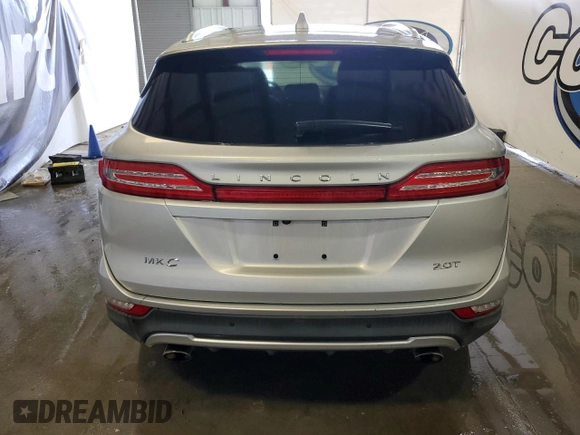 2018 Lincoln MKC Reserve with VIN 5LMCJ3C90JUL28866, listed as a Copart auction lot 45658685 with 75,484 mi miles and Clean title. Bid and sale history available at DreamBid. Image 6.