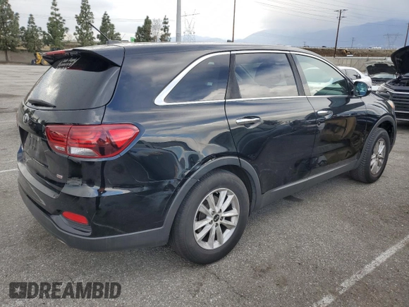 2019 Kia Sorento LX with VIN 5XYPG4A36KG568194, listed as a Copart auction lot 48190995 with 108,150 mi miles and Salvage Title. Bid and sale history available at carsss.com. Image 3.