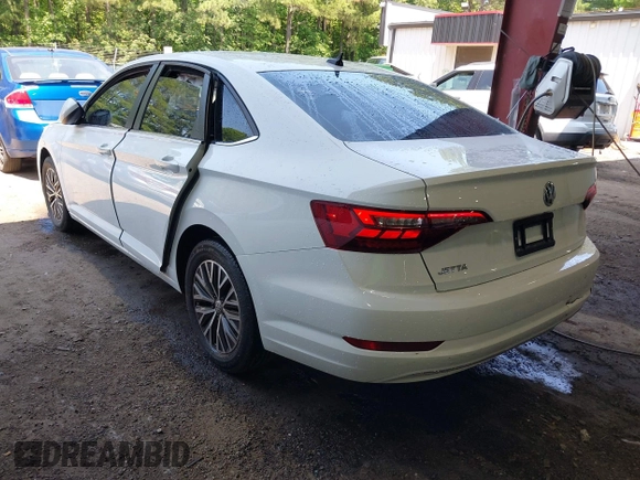 2021 Volkswagen Jetta S with VIN 3VWC57BU0MM086014, listed as a IAAI auction lot 42386251 with 82,397 mi miles and . Bid and sale history available at DreamBid. Image 3.