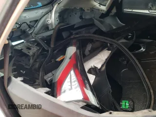 2018 Ford Edge SE с VIN 2FMPK3G98JBB64168, выставлен на аукционе Copart как лот 54910415 с пробегом 129 078 миль миль и Списание • Salvage title. История ставок и продаж доступна на DreamBid. Изображение 13.