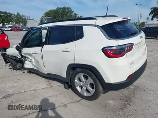 2019 Jeep Compass Altitude with VIN 3C4NJCBB3KT676807, listed as a IAAI auction lot 42595932 with 104,505 mi miles and . Bid and sale history available at DreamBid. Image 3.