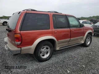 1998 Ford Explorer XL z VIN 1FMZU34E3WUC67388, wystawiony jako Copart lot #55880155 z przebiegiem 135 540 mil mil oraz Czysty tytuł • Clean title. Historia ofert i sprzedaży dostępna na DreamBid. Obrazek 3.