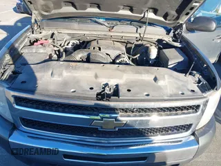 2011 Chevrolet Silverado 1500 LT with VIN 1GCRKSE05BZ382787, listed as a IAAI auction lot 41421158 with 140,145 mi miles and . Bid and sale history available at DreamBid. Image 10.
