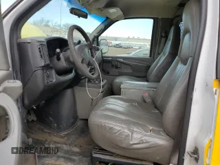 2006 Chevrolet Express Cargo Van with VIN 1GCGG25V361222142, listed as a Copart auction lot 78817314 with 147,048 mi miles and Clean Title. Bid and sale history available at carsss.com. Image 7.