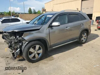 2013 Kia Sorento EX with VIN 5XYKUDA22DG365462, listed as a Copart auction lot 56941515 with 177,440 mi miles and Salvage title. Bid and sale history available at DreamBid. Image 1.