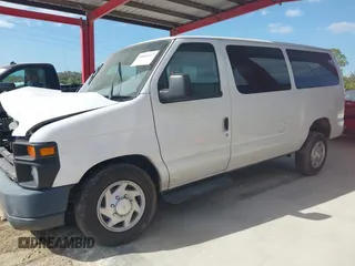 2014 Ford Econoline Passenger XL with VIN 1FBNE3BL5EDB11826, listed as a IAAI auction lot 40860317 with 216,900 mi miles. Bid and sale history available at carsss.com. Image 14.