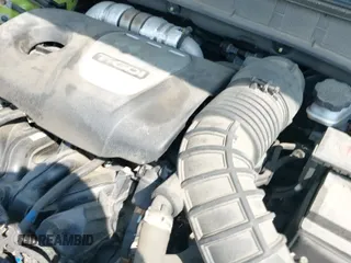 2019 Hyundai Kona Ultimate с VIN KM8K5CA55KU364198, выставлен на аукционе IAAI как лот 42829615 с пробегом 72 366 миль миль и . История ставок и продаж доступна на DreamBid. Изображение 19.