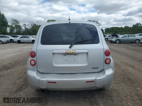 2010 Chevrolet HHR LS z VIN 3GNBAADB2AS644818, wystawiony jako Copart lot #57688995 z przebiegiem 184 709 mil mil oraz Szkoda całkowita • Salvage title. Historia ofert i sprzedaży dostępna na DreamBid. Obrazek 6.