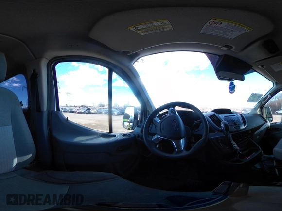 2015 Ford Transit XL с VIN 1FBZX2YM5FKA53431, выставлен на аукционе IAAI как лот 41642635 с пробегом Не указан миль и . История ставок и продаж доступна на DreamBid. Изображение 19.