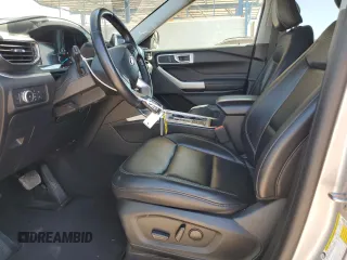 2021 Ford Explorer XLT with VIN 1FMSK7DHXMGB33126, listed as a Copart auction lot 50570655 with 61,894 mi miles and Salvage Title. Bid and sale history available at carsss.com. Image 7.