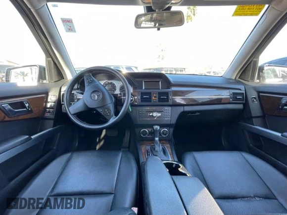 2010 Mercedes-Benz GLK 350 with VIN WDCGG5GB9AF449216, listed as a Copart auction lot 81513434 with 153,183 mi miles and Clean Title. Bid and sale history available at DreamBid. Image 9.