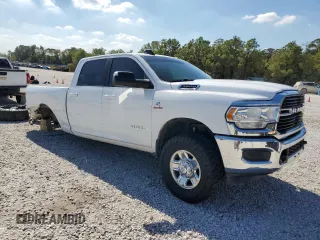 2021 Ram 3500 Big Horn with VIN 3C63R3DL2MG527880, listed as a Copart auction lot 77180054 with 84,457 mi miles and Salvage Title. Bid and sale history available at carsss.com. Image 4.