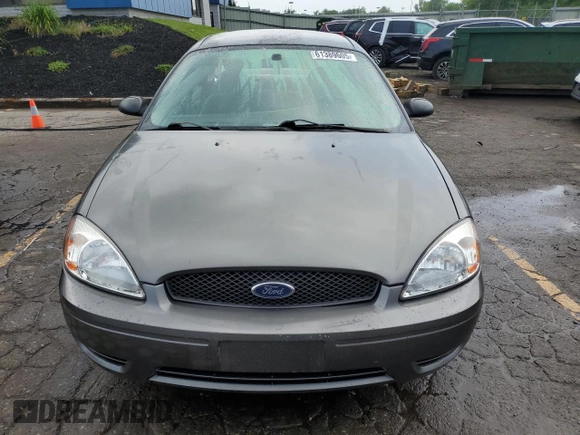 2004 Ford Taurus SES with VIN 1FAFP55S34A202771, listed as a Copart auction lot 61389605 with 180,144 mi miles and Clean title. Bid and sale history available at DreamBid. Image 5.