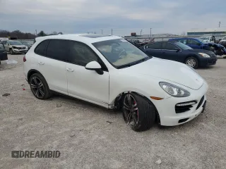 2012 Porsche Cayenne Turbo z VIN WP1AC2A23CLA83951, wystawiony jako Copart lot #82380594 z przebiegiem Nie podano mil oraz Szkoda całkowita • Salvage title. Historia ofert i sprzedaży dostępna na DreamBid. Obrazek 4.