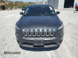 2016 Jeep Cherokee Latitude с VIN 1C4PJLCB3GW287223, выставлен на аукционе Copart как лот 60305005 с пробегом 167 434 миль миль и Списание • Salvage title. История ставок и продаж доступна на DreamBid. Изображение 5.