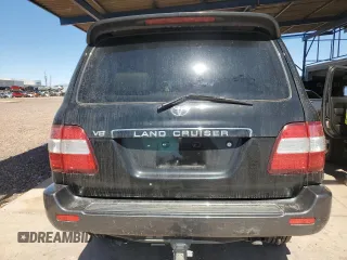 2006 Toyota Land Cruiser with VIN JTEHT05J262098694, listed as a Copart auction lot 49923375 with 174,779 mi miles and Salvage Title. Bid and sale history available at carsss.com. Image 6.