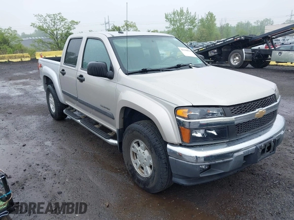 2005 Chevrolet Colorado 1SF LS Z71 with VIN 1GCDT136158270880, listed as a IAAI auction lot 42198834 with 104,019 mi miles. Bid and sale history available at carsss.com. Image 1.