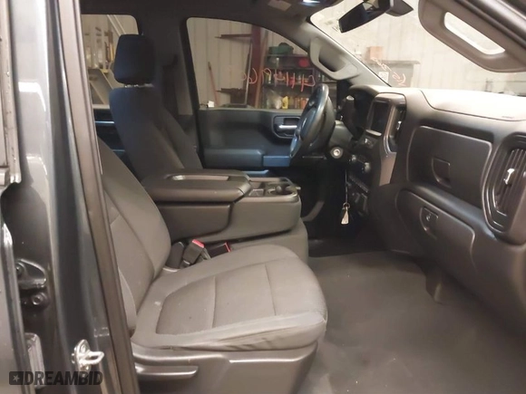 2020 Chevrolet Silverado 1500 Custom with VIN 1GCPYBEK2LZ272823, listed as a IAAI auction lot 41655861 with 96,583 mi miles. Bid and sale history available at carsss.com. Image 5.