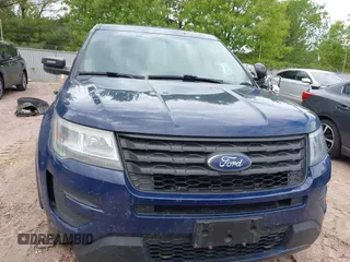 2016 Ford Police Interceptor Utility z VIN 1FM5K8AR2GGA28729, wystawiony jako IAAI lot #42318398 z przebiegiem 231 620 mil mil oraz . Historia ofert i sprzedaży dostępna na DreamBid. Obrazek 12.