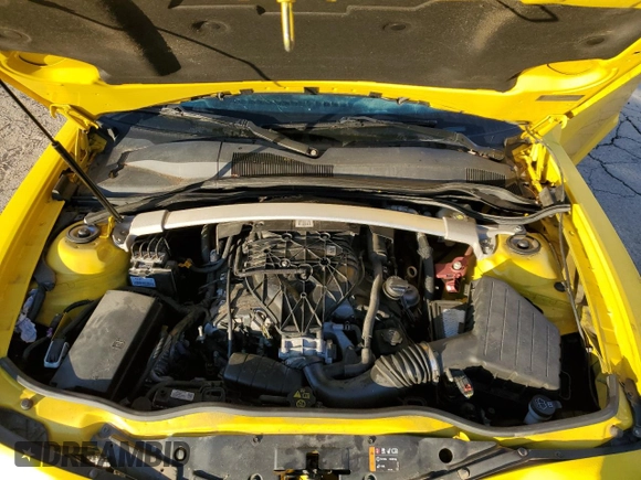 2013 Chevrolet Camaro LT z VIN 2G1FB3D38D9217987, wystawiony jako Copart lot #76570004 z przebiegiem 108 781 mil mil oraz Szkoda całkowita • Salvage title. Historia ofert i sprzedaży dostępna na DreamBid. Obrazek 13.