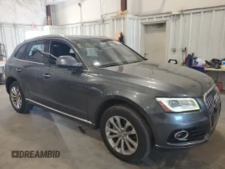 2015 Audi Q5 Premium Plus with VIN WA1LFAFP7FA032169, listed as a Copart auction lot 66297953 with 102,290 mi miles and Non Repairable. Bid and sale history available at carsss.com. Image 4.