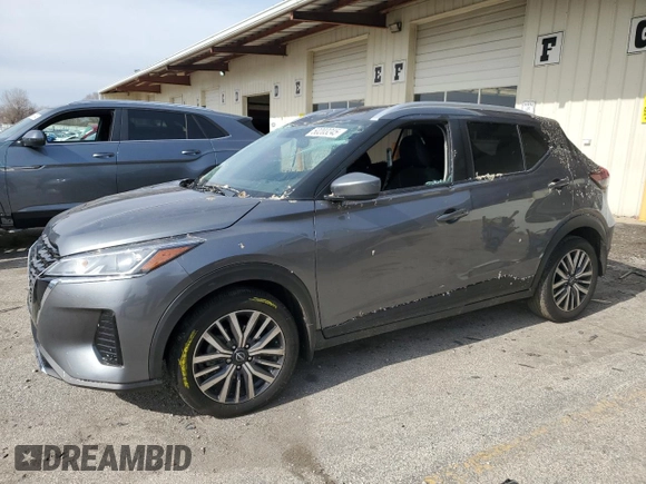 2024 Nissan Kicks SV z VIN 3N1CP5CV2RL486939, wystawiony jako Copart lot #50203245 z przebiegiem 23 608 mil mil oraz Nie do naprawy • Non repairable. Historia ofert i sprzedaży dostępna na DreamBid. Obrazek 1.