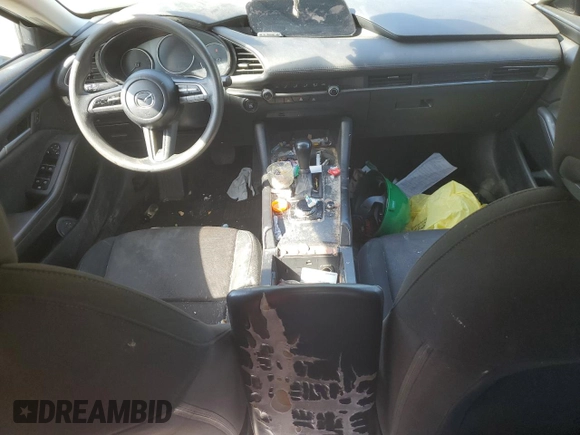 2021 Mazda 3 2.0 with VIN JM1BPAA78M1318809, listed as a Copart auction lot 53634025 with Not Provided miles and Salvage Title. Bid and sale history available at DreamBid. Image 8.
