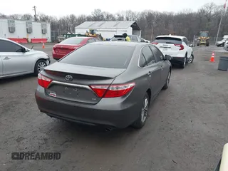 2017 Toyota Camry XLE z VIN 4T1BF1FK8HU754866, wystawiony jako IAAI lot #41465628 z przebiegiem 92 583 mil mil oraz . Historia ofert i sprzedaży dostępna na DreamBid. Obrazek 4.