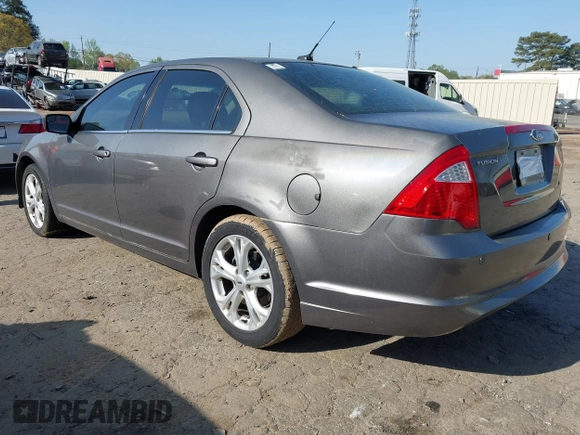 2012 Ford Fusion SE z VIN 3FAHP0HA4CR306608, wystawiony jako IAAI lot #41939924 z przebiegiem 176 689 mil mil oraz . Historia ofert i sprzedaży dostępna na DreamBid. Obrazek 3.