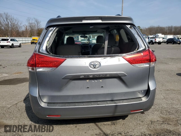2012 Toyota Sienna XLE AAS with VIN 5TDYK3DCXCS235414, listed as a Copart auction lot 48776245 with 149,658 mi miles and Salvage Title. Bid and sale history available at carsss.com. Image 6.