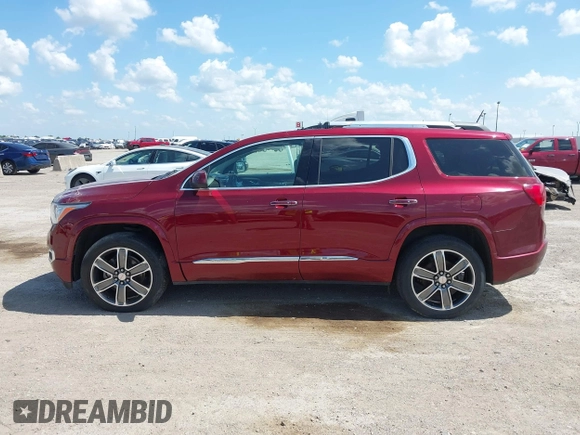 2017 GMC Acadia Denali with VIN 1GKKNPLS3HZ199573, listed as a IAAI auction lot 42092475 with 117,424 mi miles. Bid and sale history available at carsss.com. Image 15.