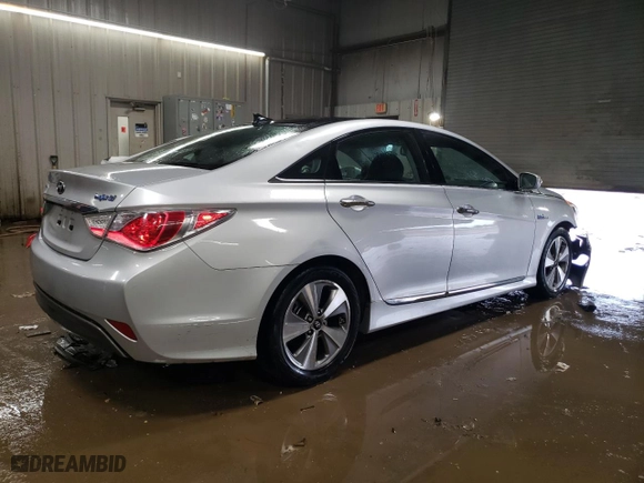 2012 Hyundai Sonata Hybrid with VIN KMHEC4A40CA022676, listed as a Copart auction lot 51004095 with 154,146 mi miles and Salvage Title. Bid and sale history available at carsss.com. Image 3.
