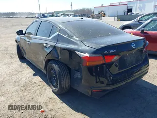 2020 Nissan Altima S z VIN 1N4BL4BV9LC132442, wystawiony jako IAAI lot #41758798 z przebiegiem 75 196 mil mil oraz . Historia ofert i sprzedaży dostępna na DreamBid. Obrazek 3.