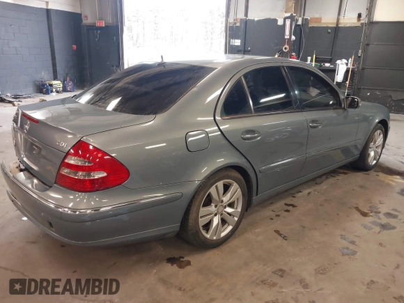 2006 Mercedes-Benz E 320 CDI with VIN WDBUF26J16A933130, listed as a IAAI auction lot 42000301 with 102,525 mi miles and . Bid and sale history available at DreamBid. Image 4.