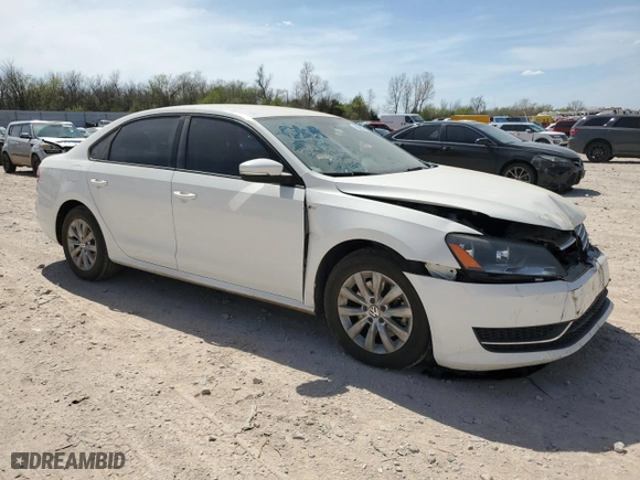 2014 Volkswagen Passat Wolfsburg Ed with VIN 1VWAT7A37EC075133, listed as a Copart auction lot 50985595 with 117,838 mi miles and Salvage Title. Bid and sale history available at carsss.com. Image 4.