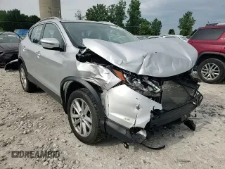 2017 Nissan Rogue SV with VIN JN1BJ1CR6HW112920, listed as a Copart auction lot 61544025 with 73,655 mi miles and Clean title. Bid and sale history available at DreamBid. Image 14.